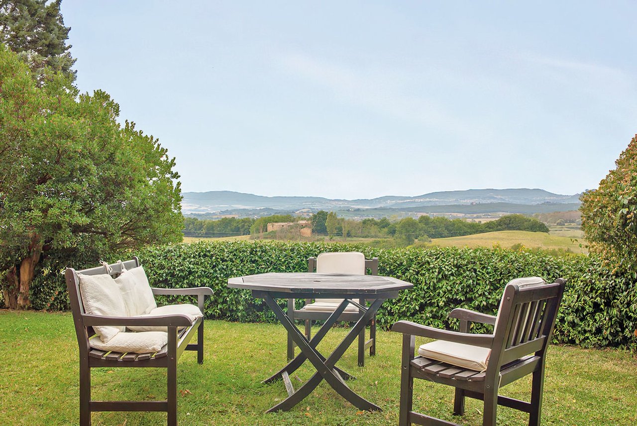 Elegant Villa with Panoramic View