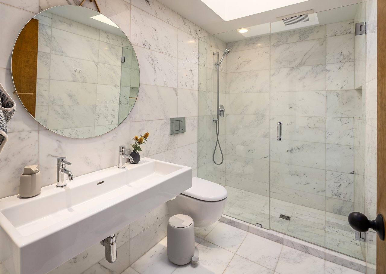 4343 W McLaren Street