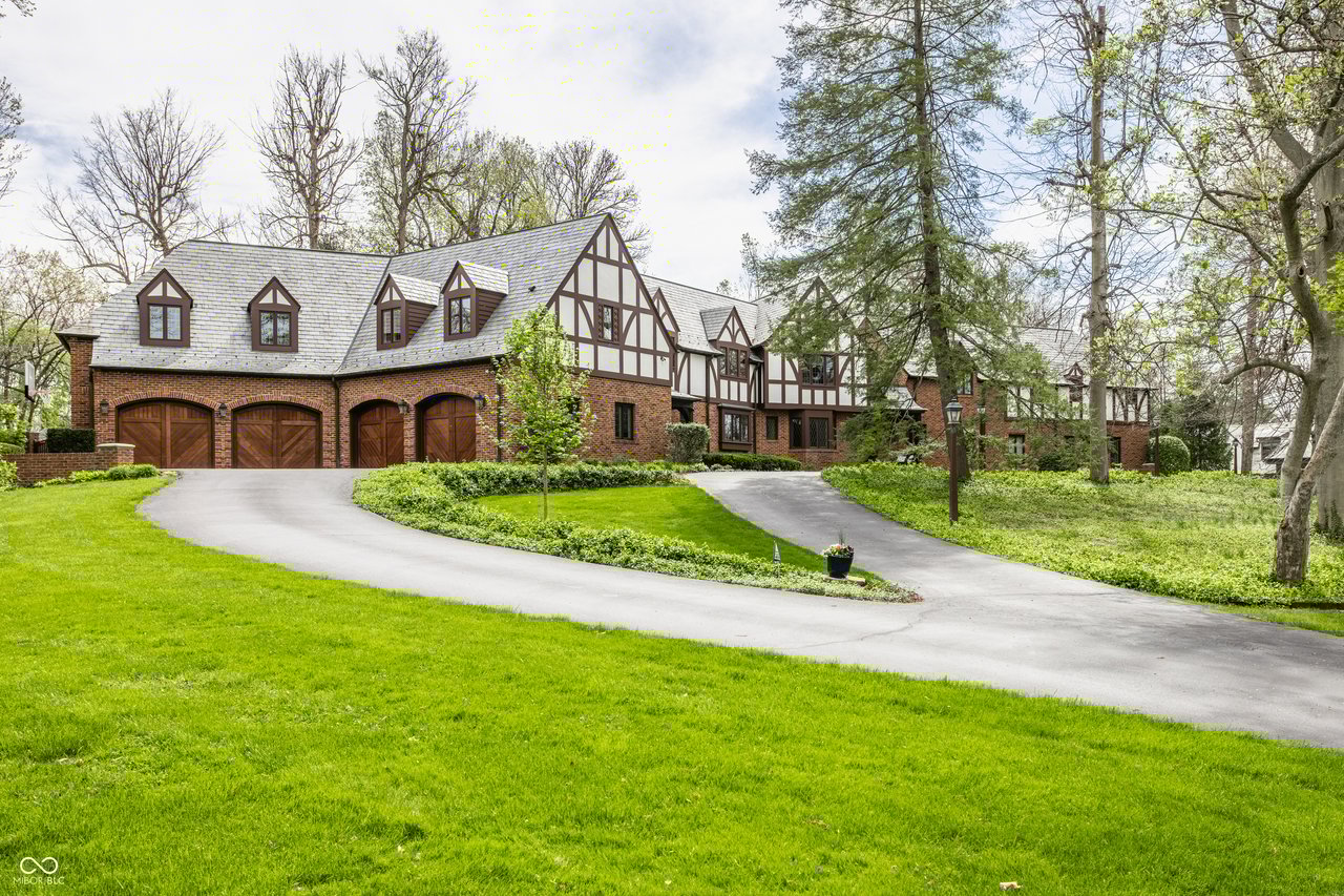 8103 N Pennsylvania Street