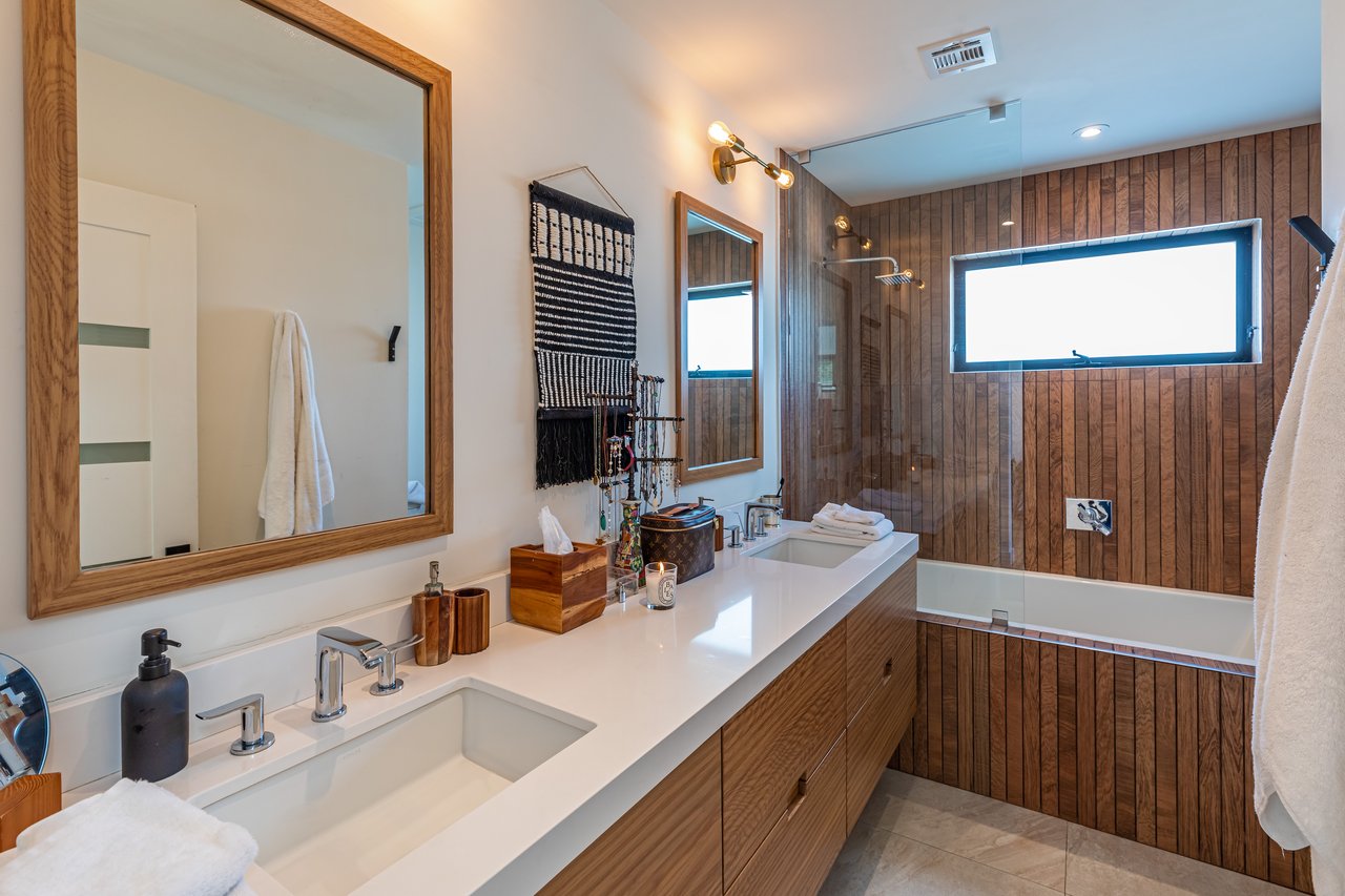 214 S Venice Blvd, Venice 