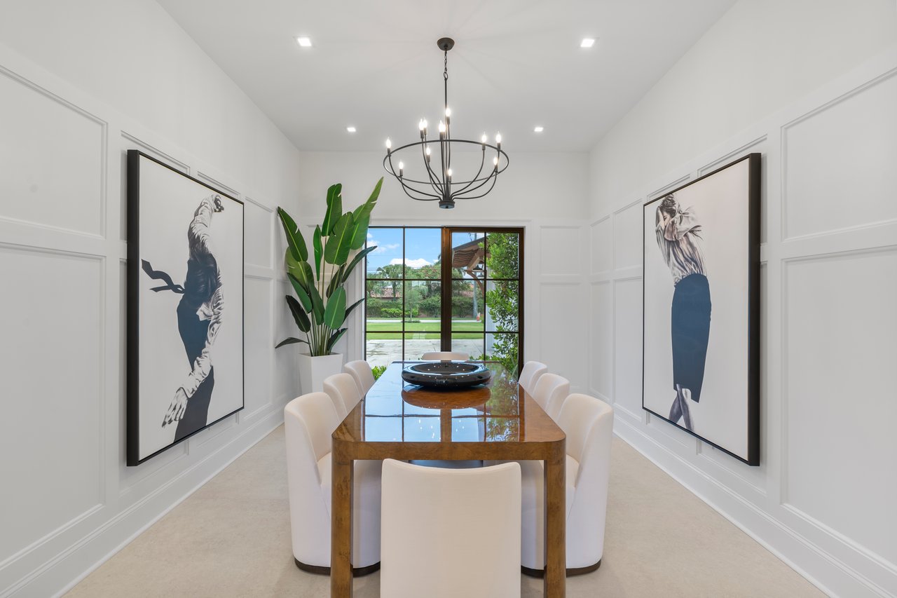 Beautiful Modern Farmhouse in Glenvar Heights