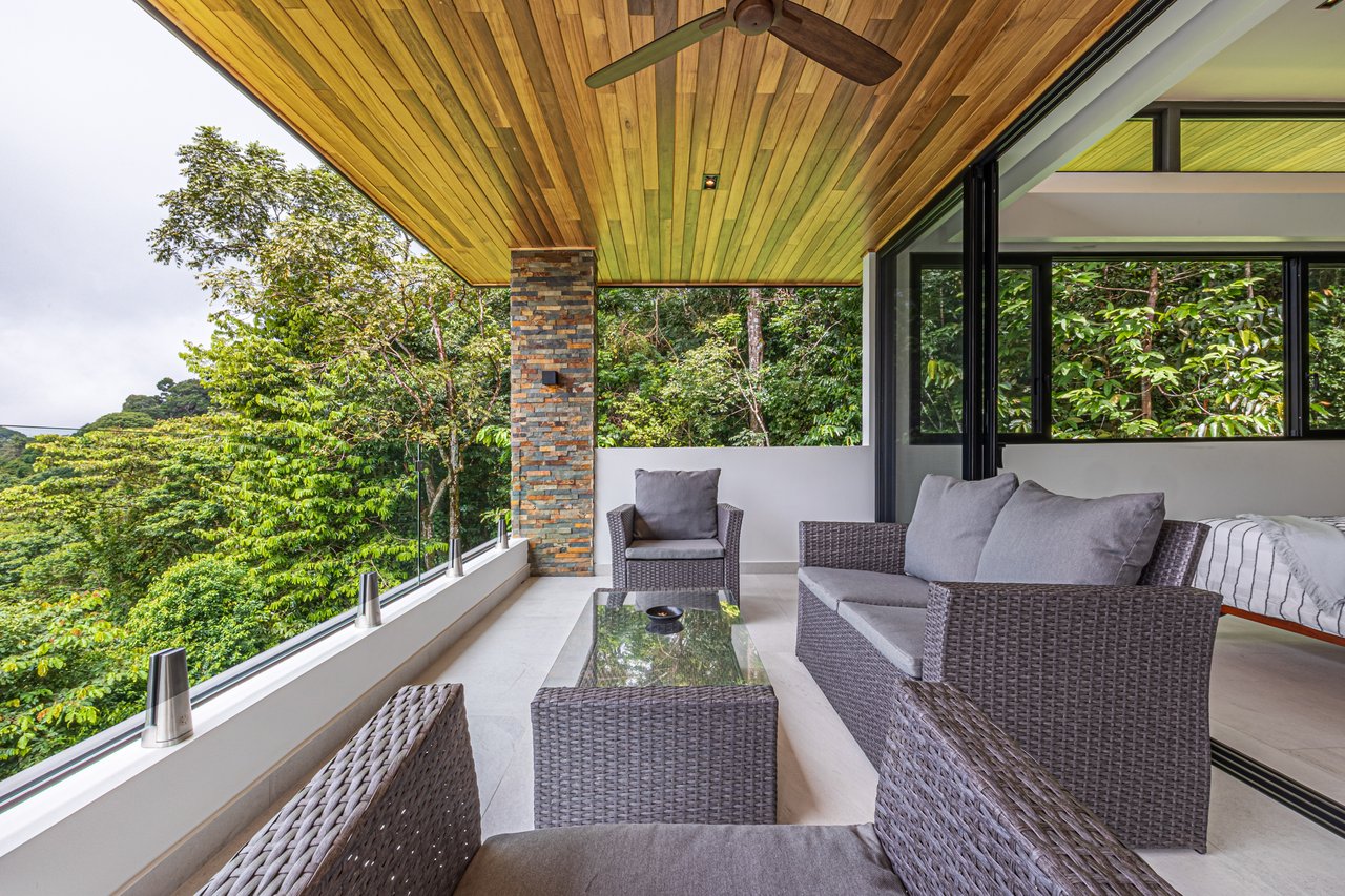 Casa Koules – Architectural 5-Bedroom Oceanview Estate in Prestigious Costa Verde Estates