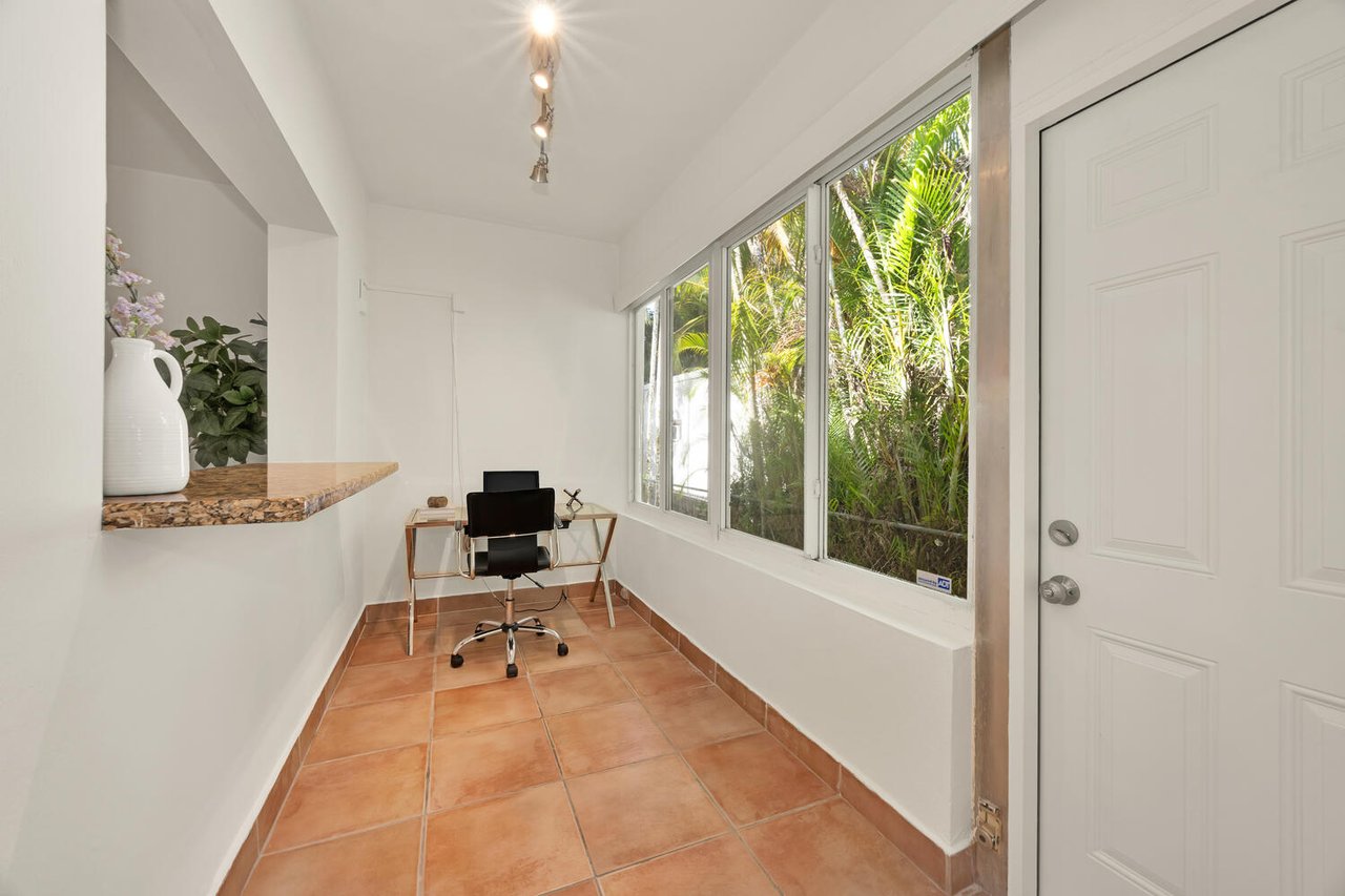 Coral Gables Corner Charmer