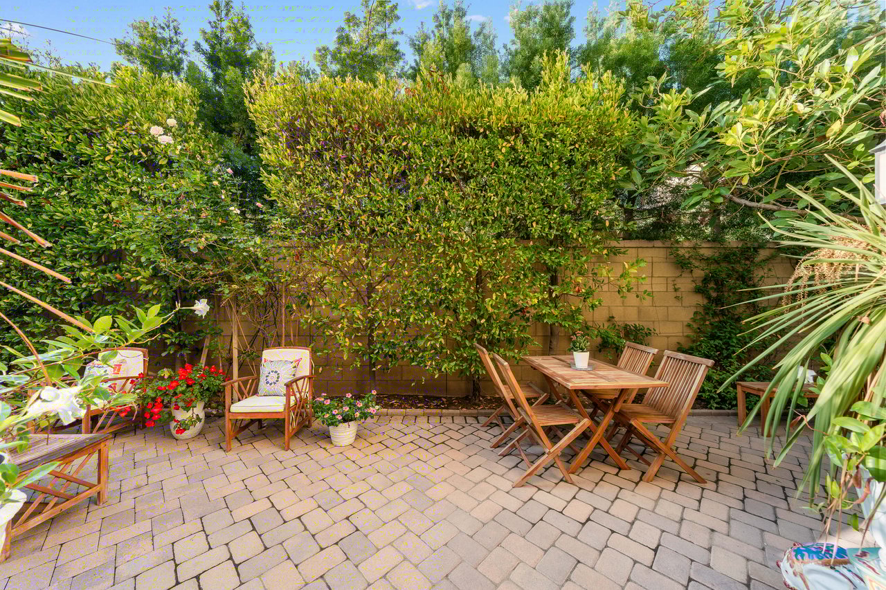 63 Acorn Gln, Irvine, CA 92620