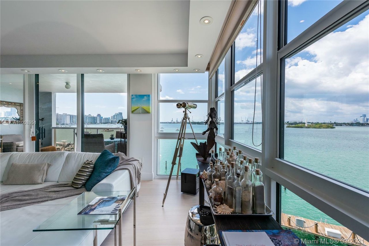 9 Island Ave #507