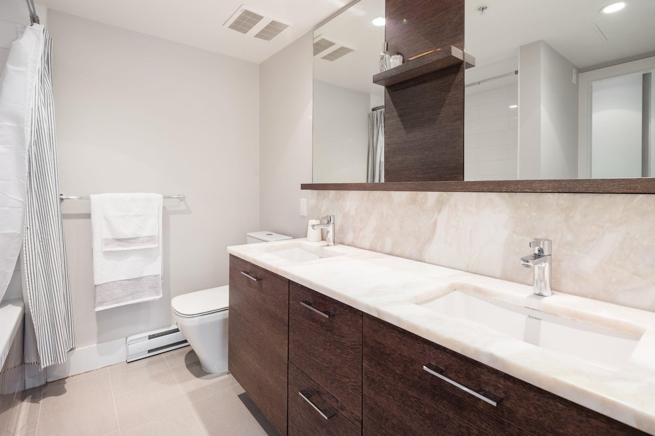 276 W 62nd Ave