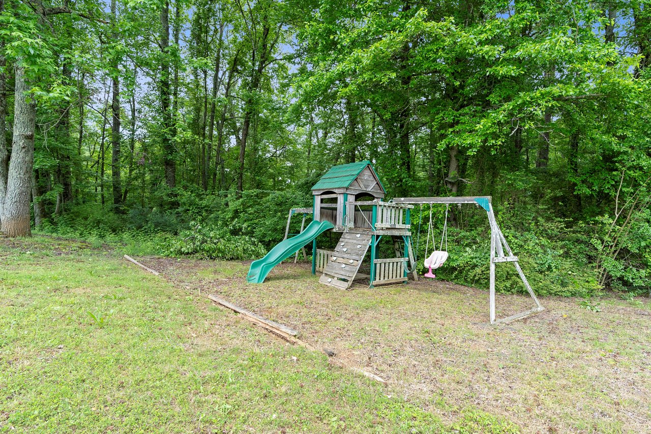 Brand New Listing In Harvest!!