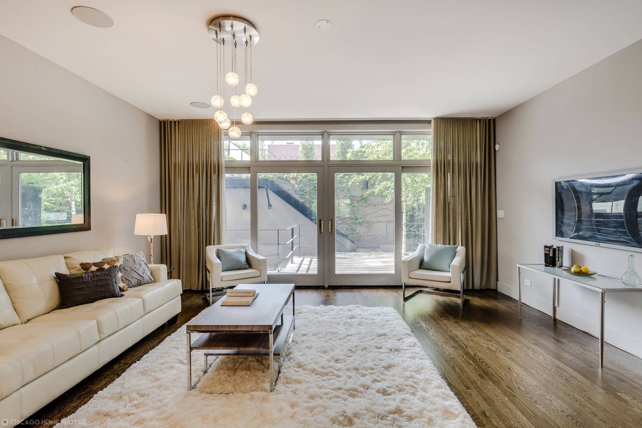 2323 West Erie | $1,175,000