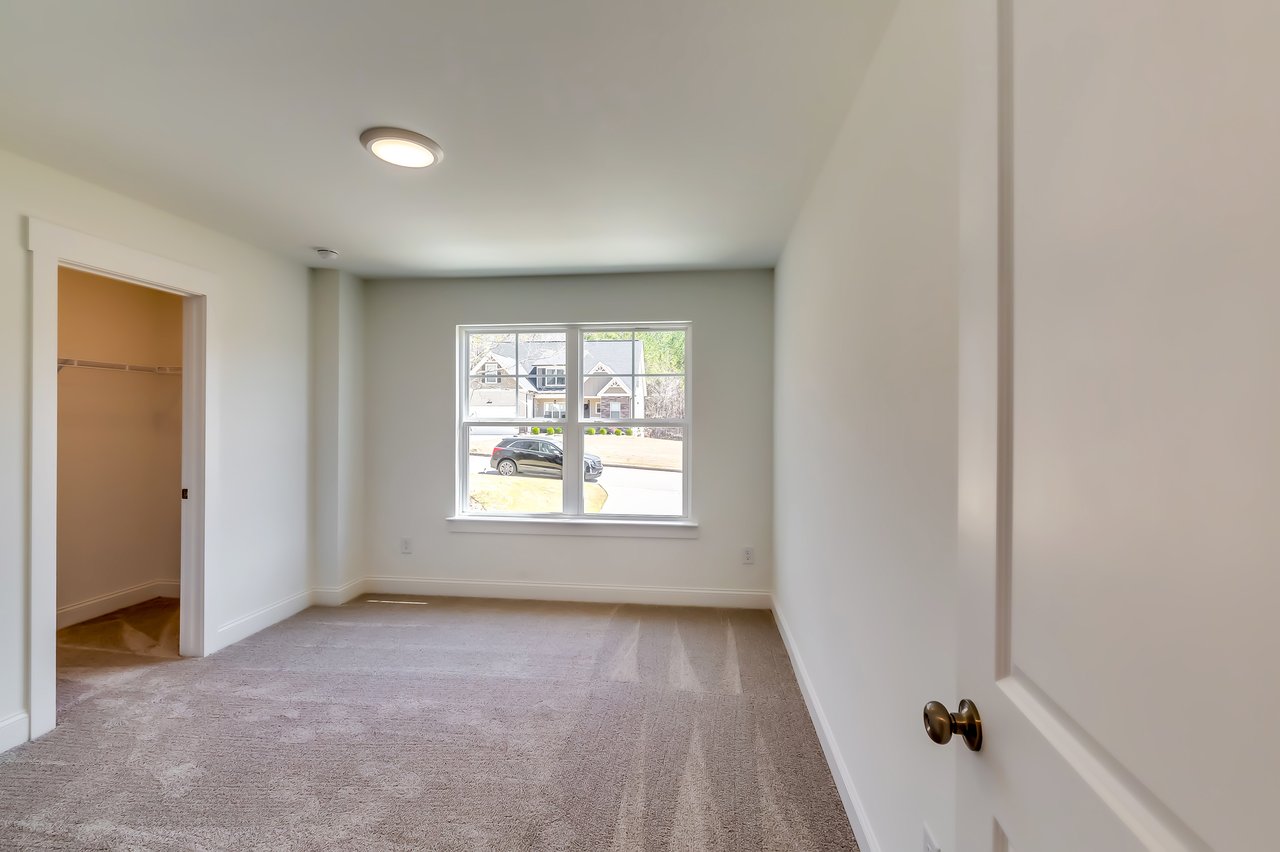 537 Principal Meridian Dr