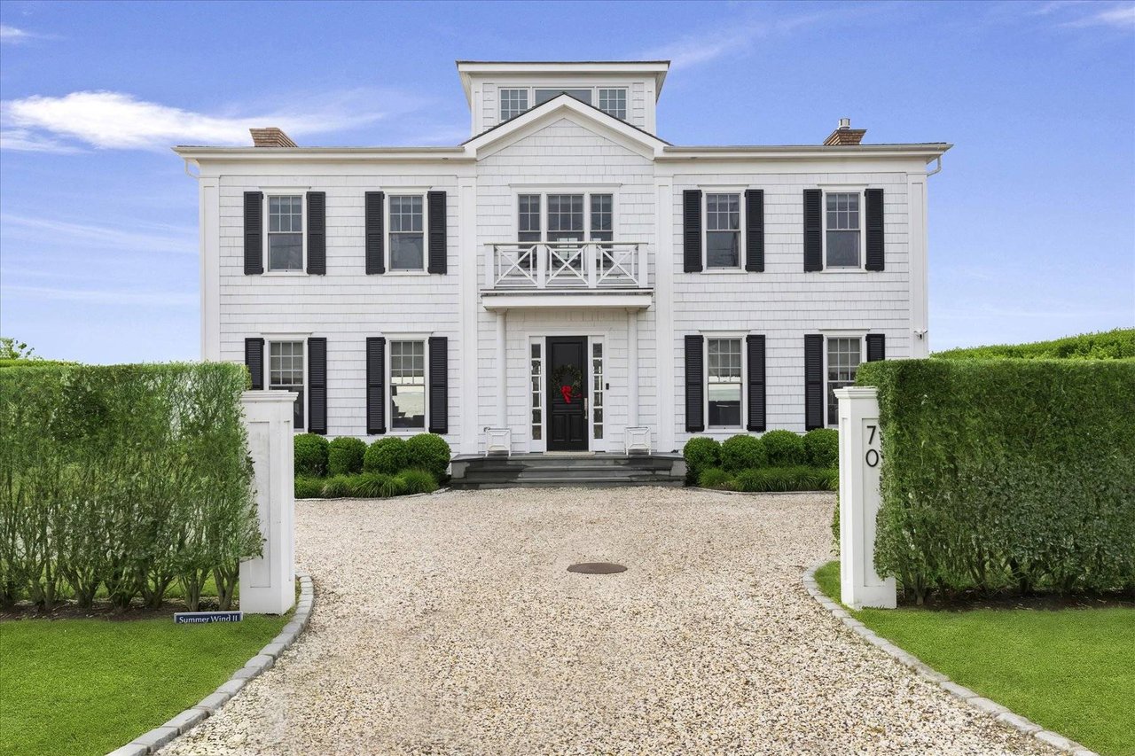 70 Peconic Ave