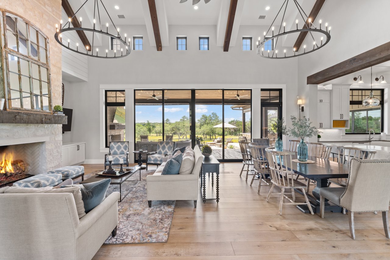 1457 Avenida High View