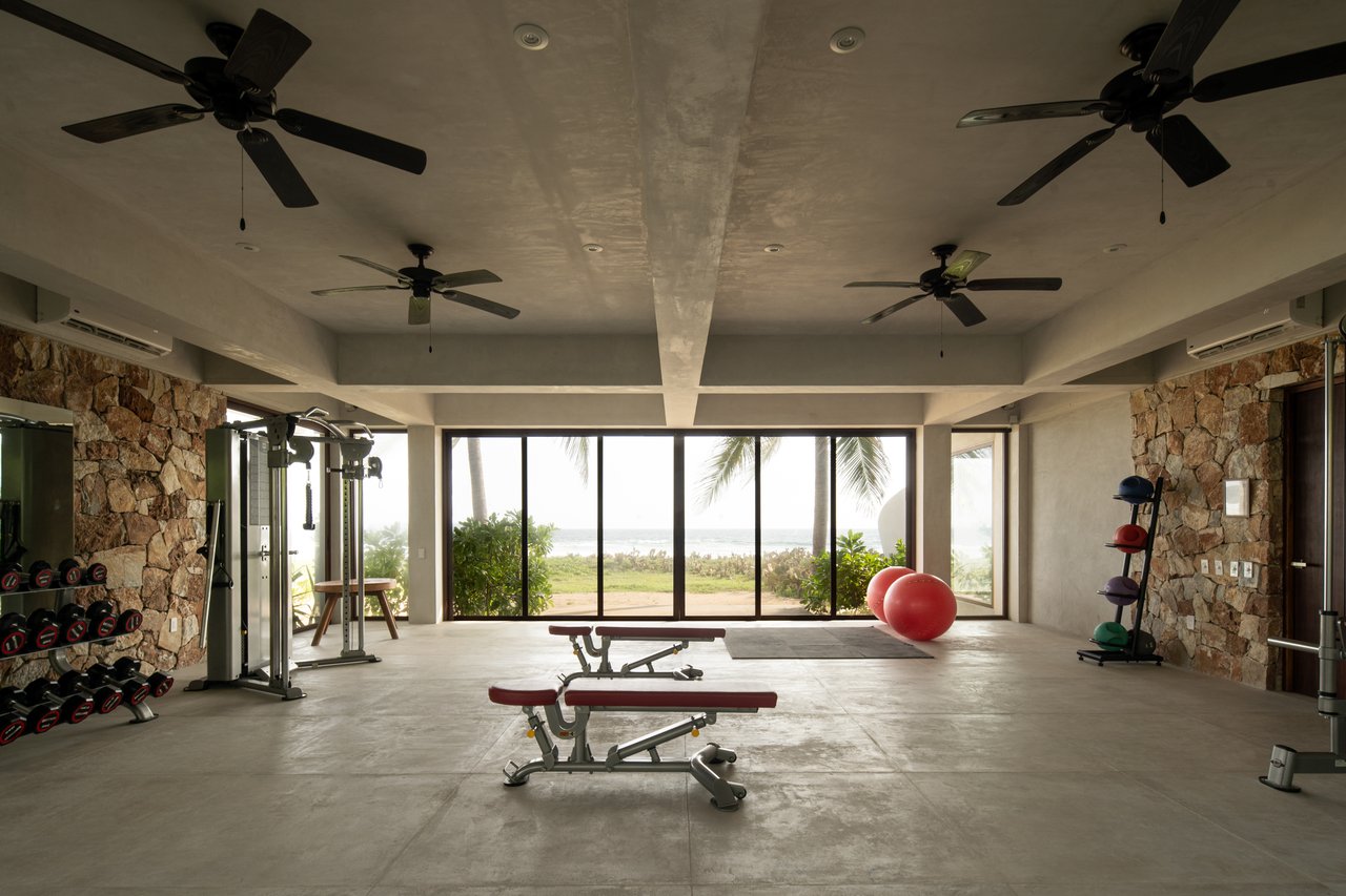 Marea Beachfront Villas H51 PH