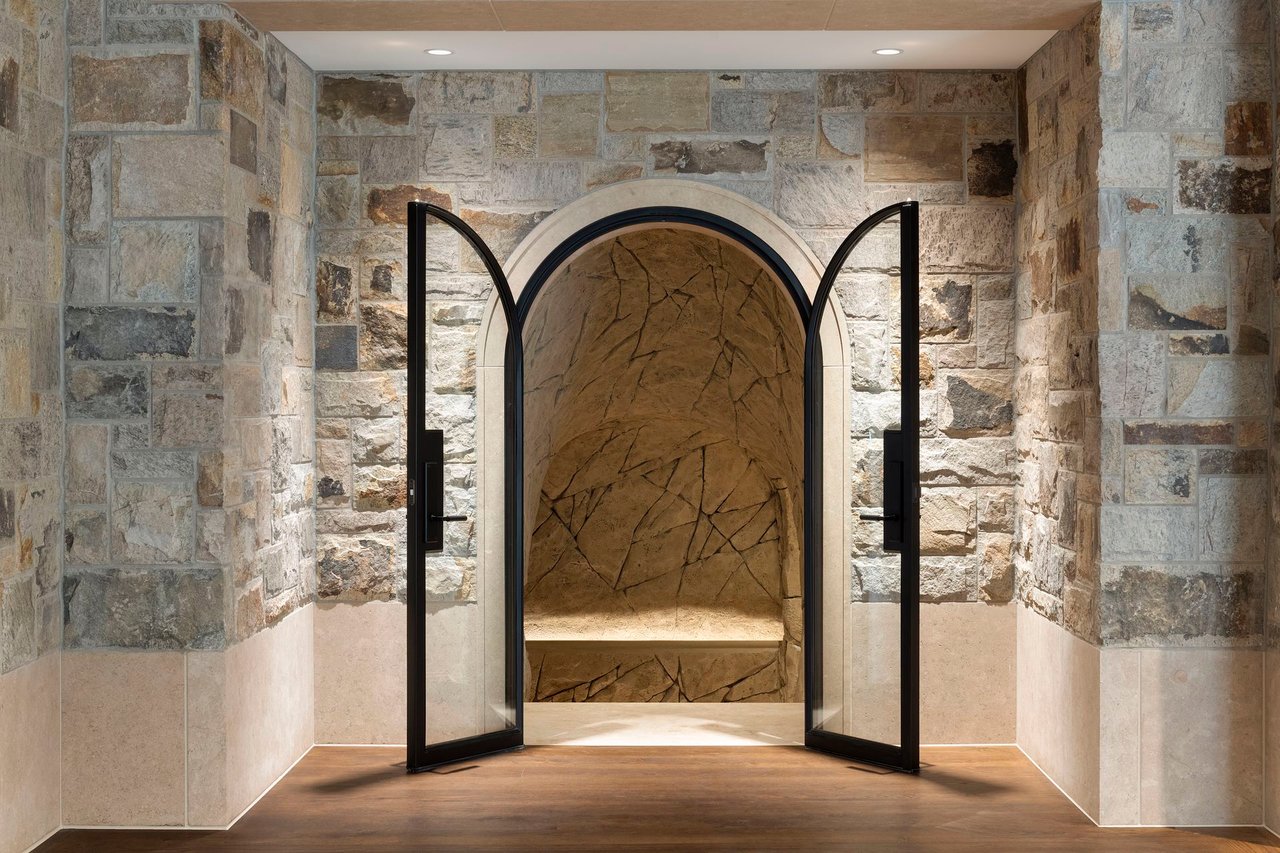 2770 Gale Road, Wayzata