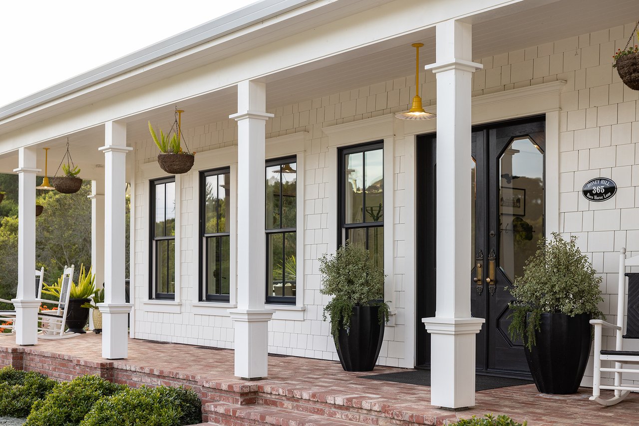 Honey Hill - 365 Race Horse Ln