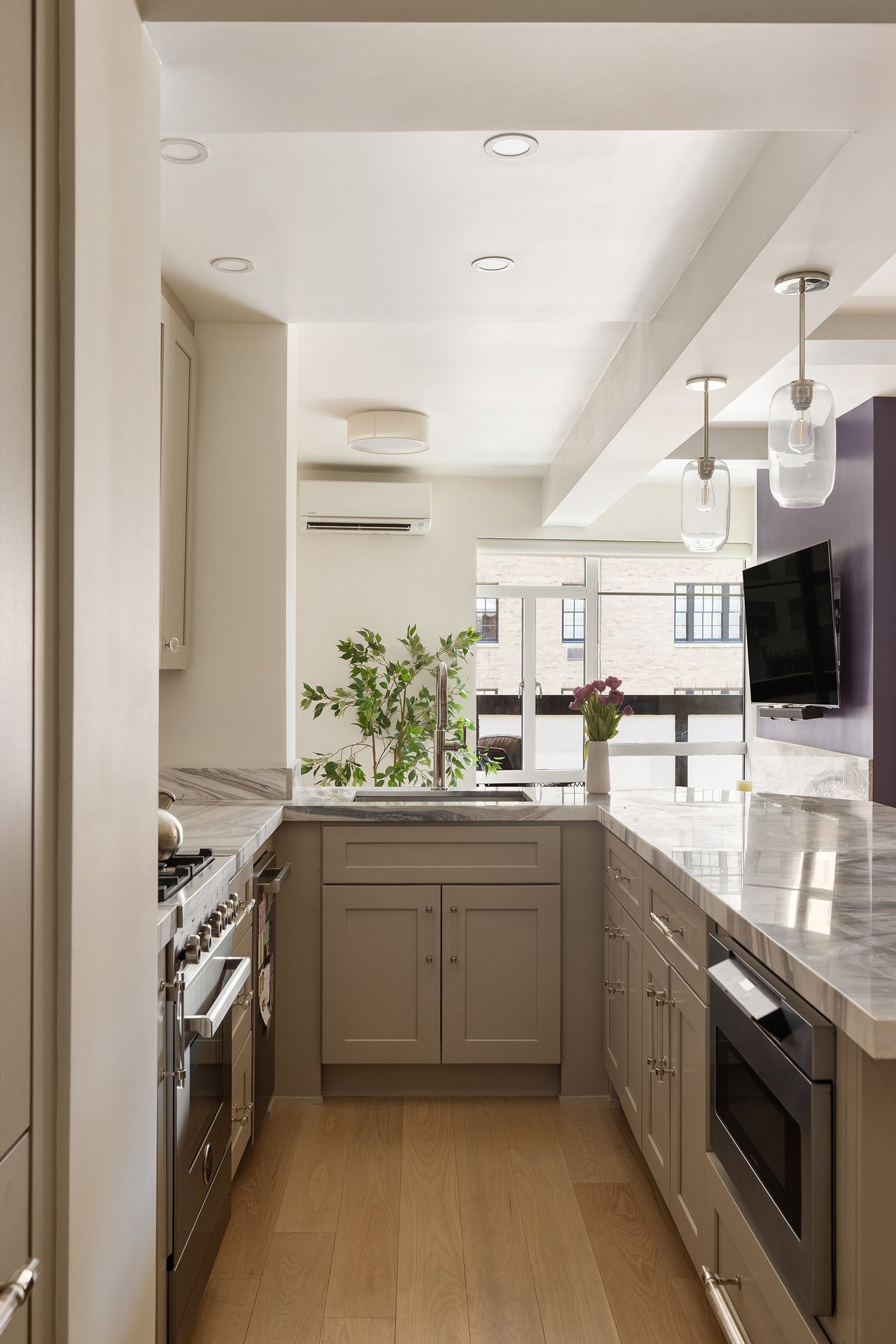 750 Park Avenue #8E