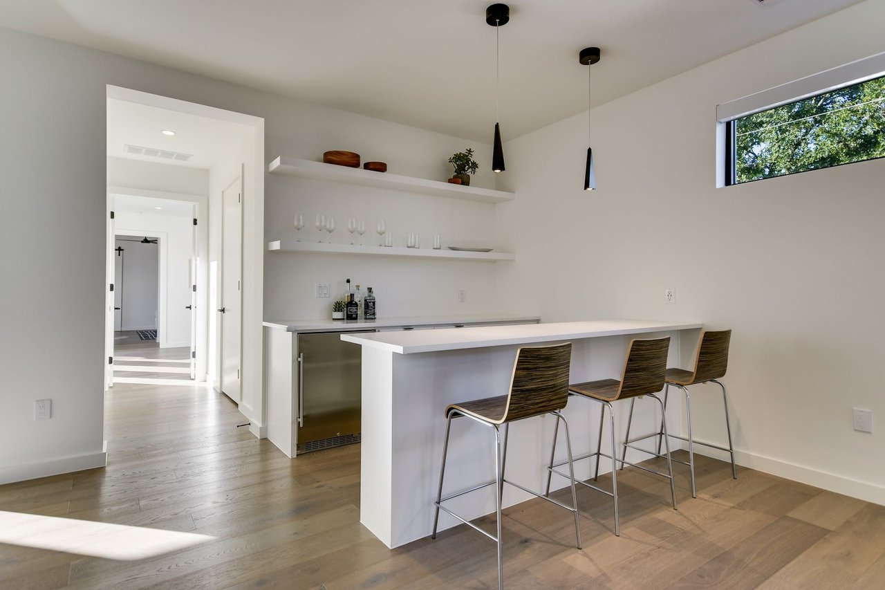 Reveille Modern