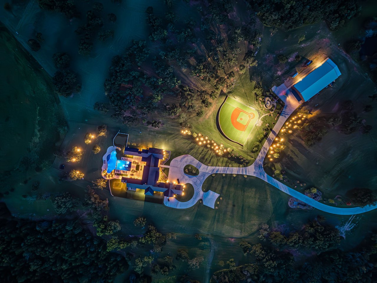 Retired MLB star lists Oklahoma Estate with Professional Baseball Field - Wyatt Poindexter - The Agency 