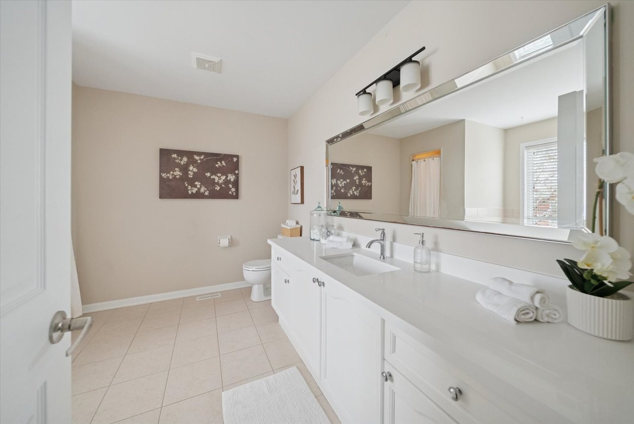 77 Fred Silvester rd