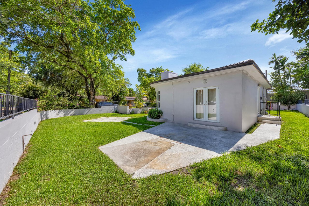 Art Deco Gem in Coral Gables