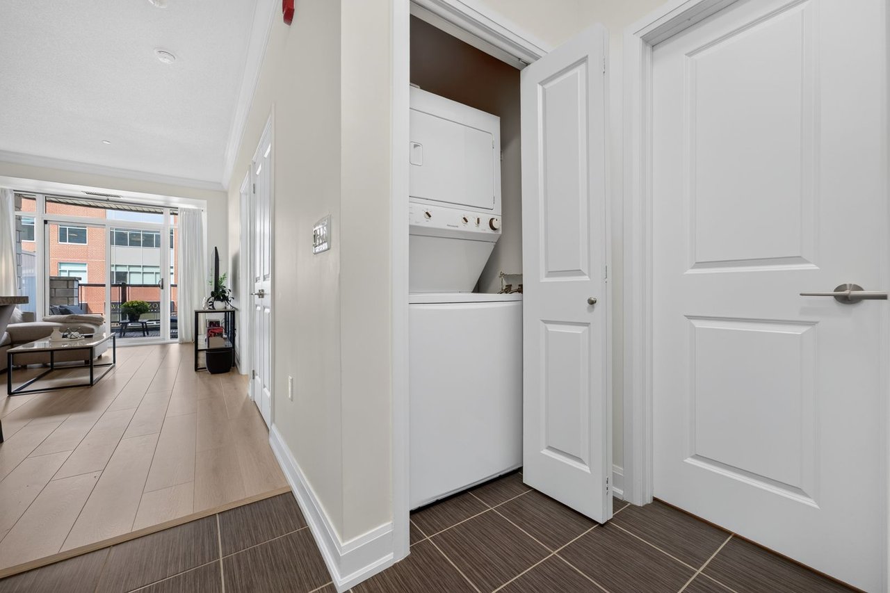 214 - 216 Oak Park Blvd