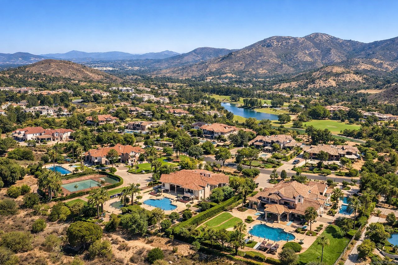 Homes in the Heritage Development in North Poway