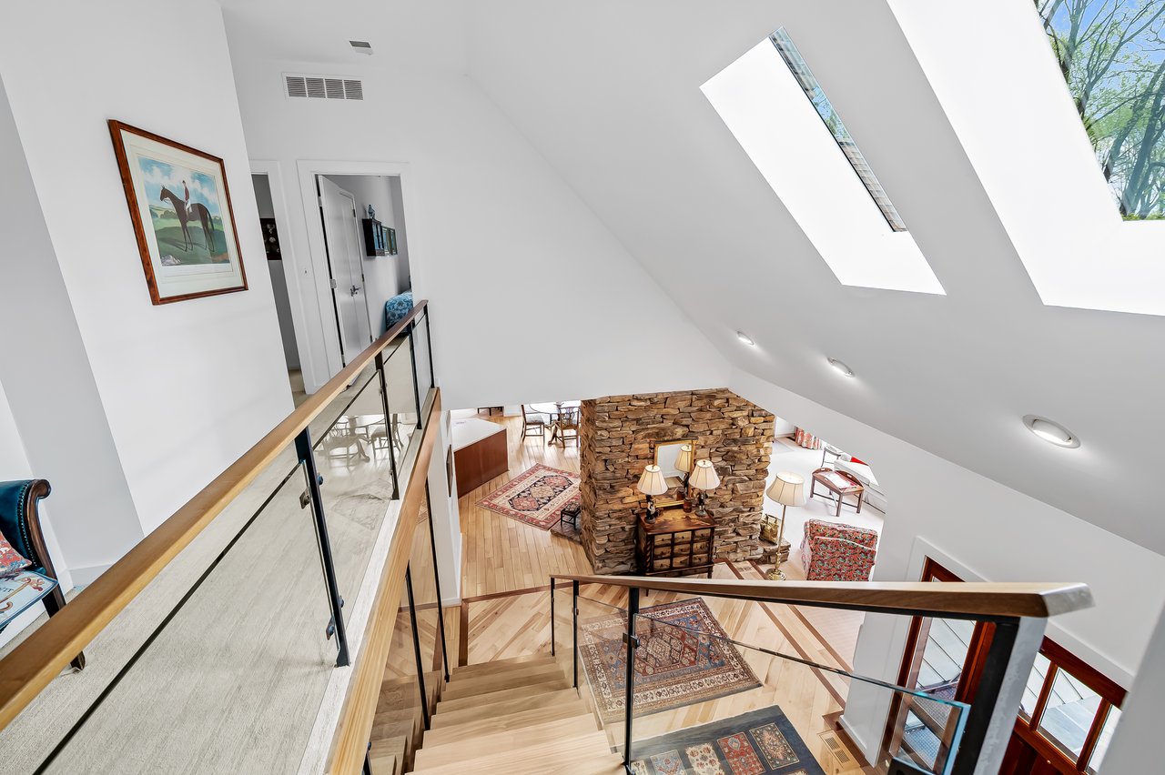 18 Treadwell Court