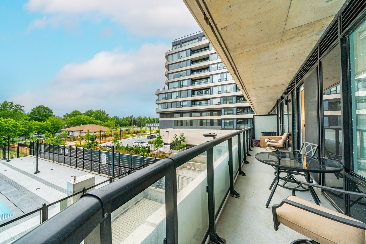 8188 Yonge Street, 235