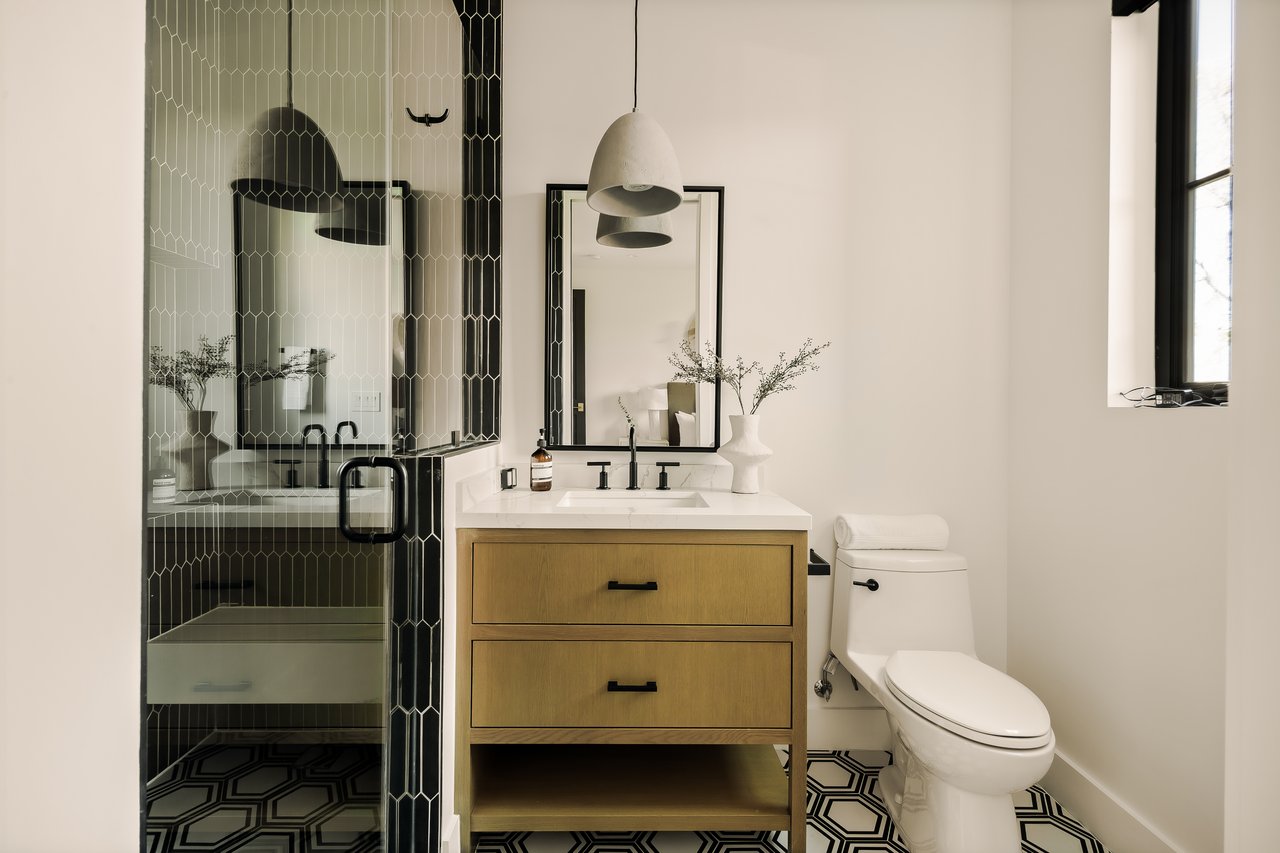 4261 Denny Ave, Toluca Lake 