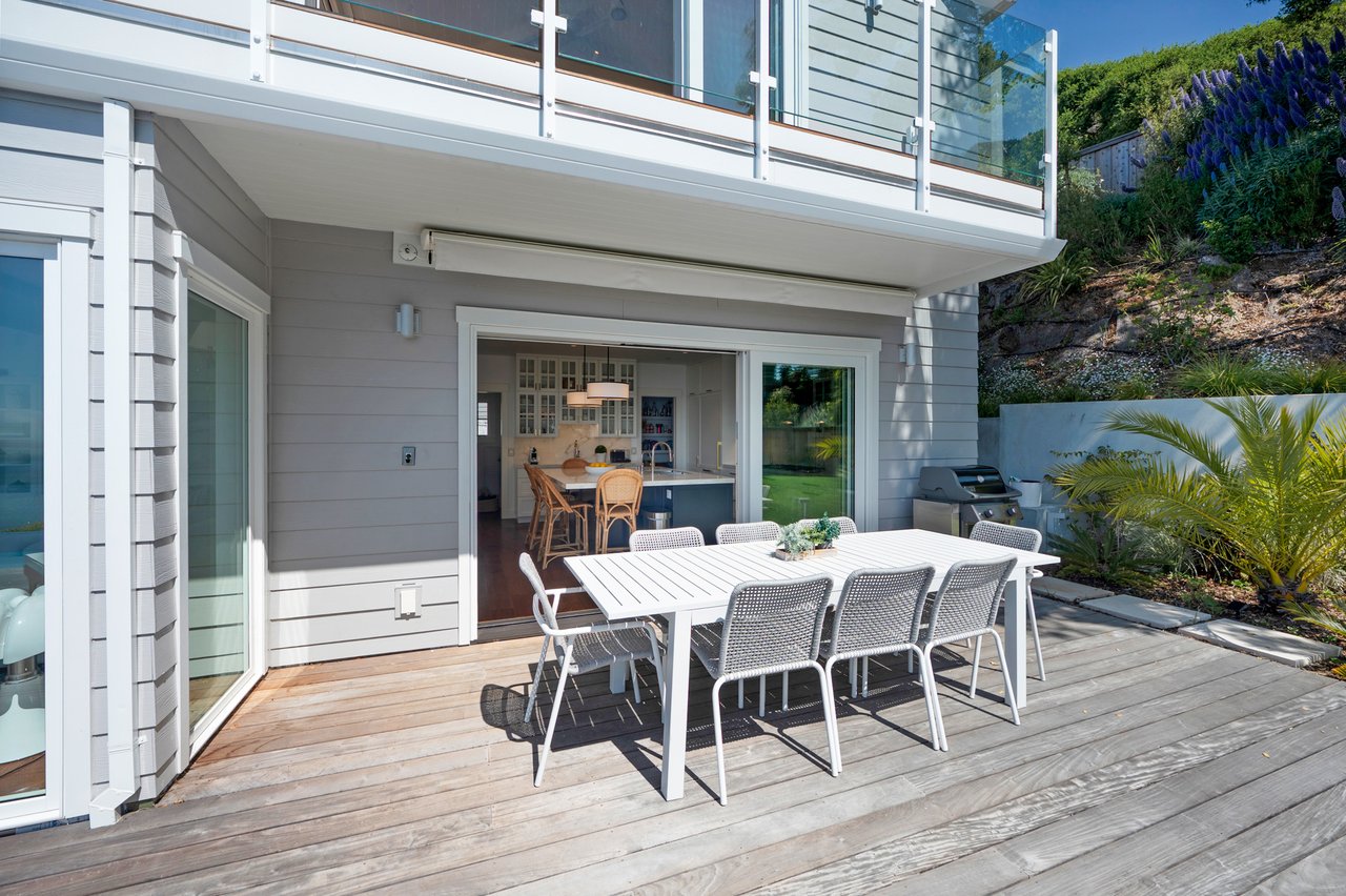 Stunning View Residence
