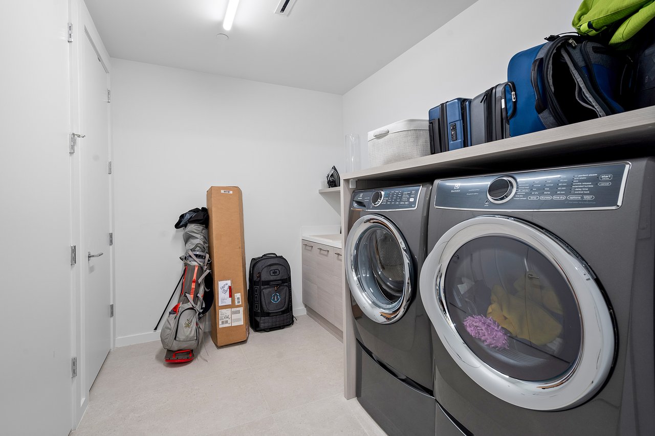 200 SE Mizner Blvd #809