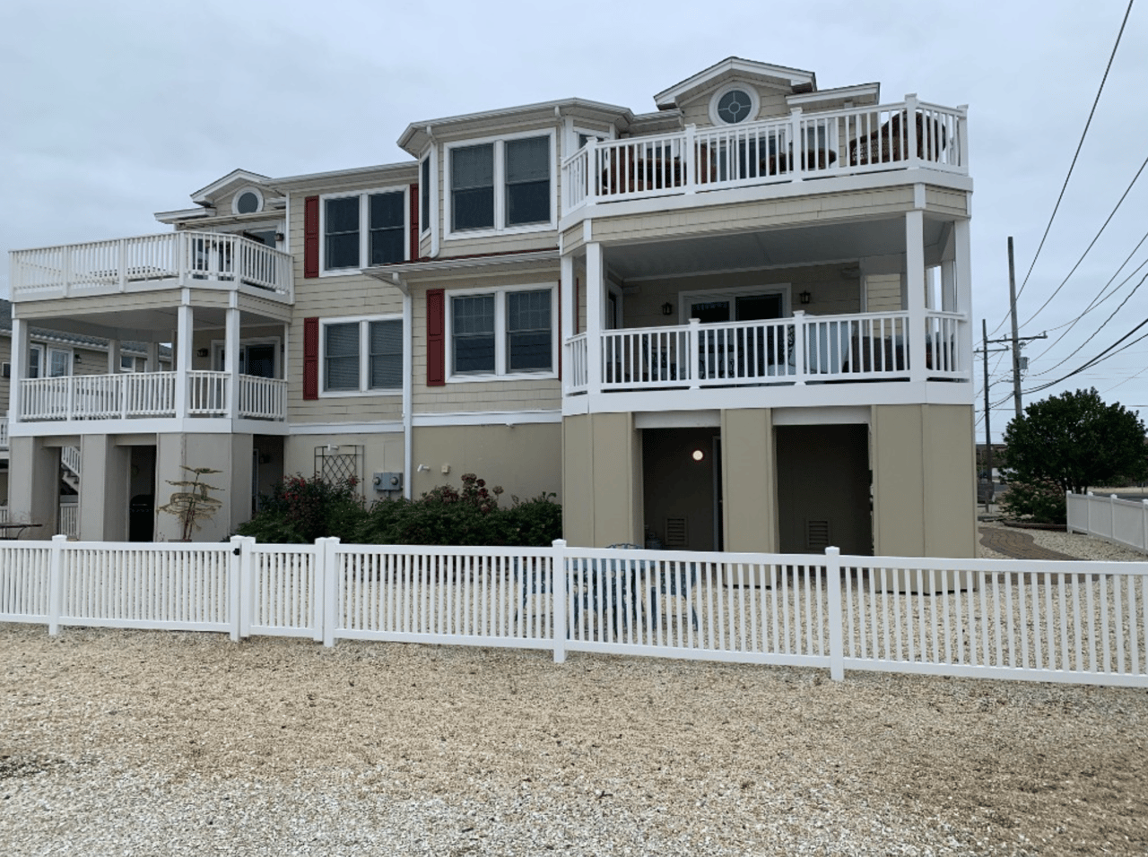 401 Pearl Street (West Unit), Beach Haven