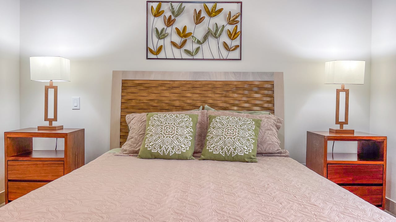 Gorgeous 2 Bedroom Villa with Mountain View