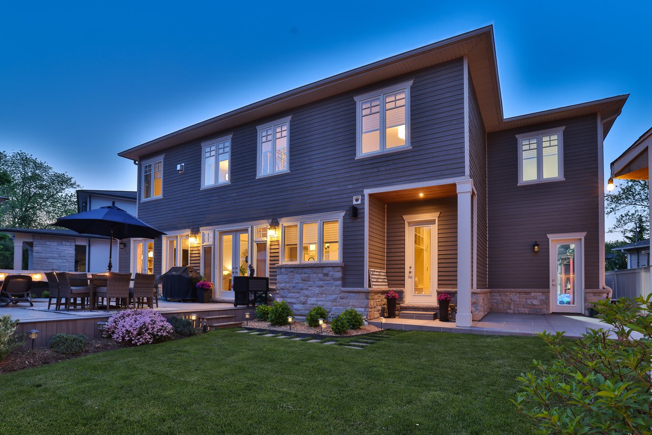 408 Saville Crescent, Oakville