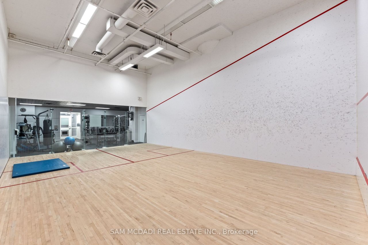 DREAMY TWO-STOREY PENTHOUSE