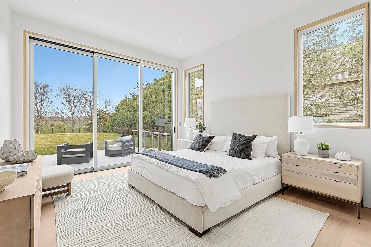 637 Halsey Ln - In Contract