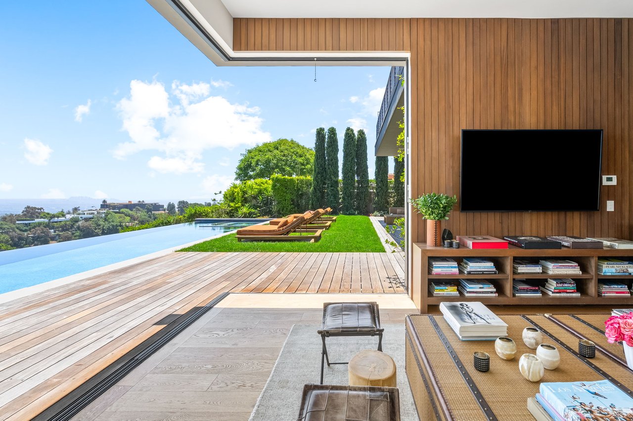 1030 Somera Road, Bel Air