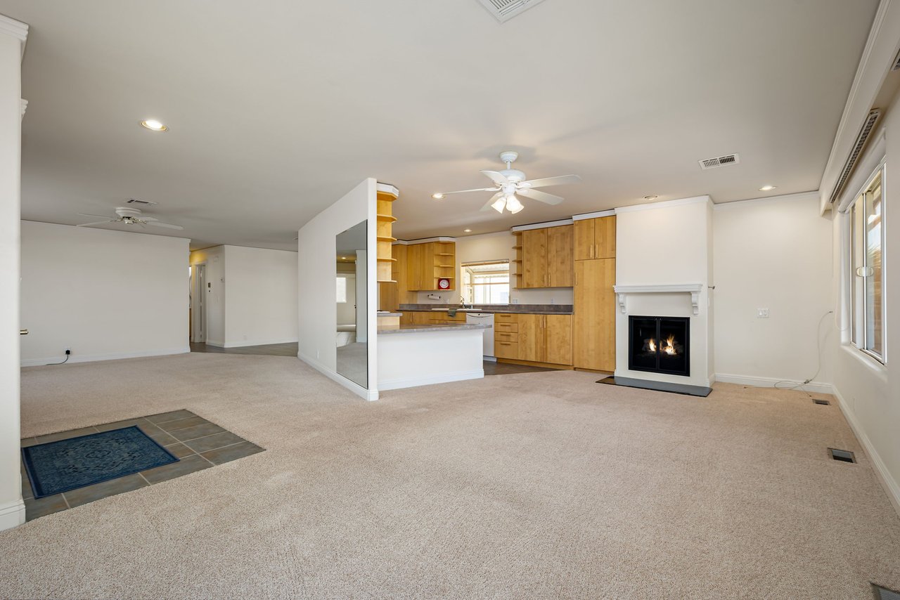 73257 Desert Greens Drive N