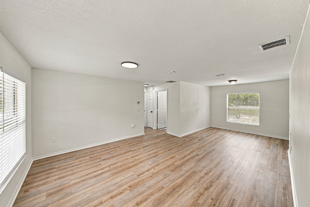 760 NW 52ND AVE