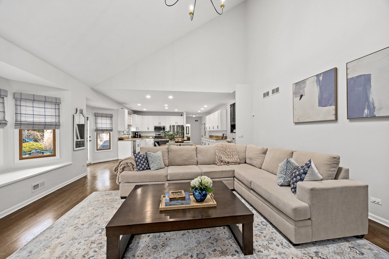 6208 Osage Ave, Downers Grove