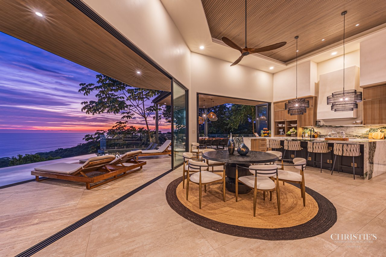 Luxury Estate in Escaleras- incredible ocean views 5.5 Acres