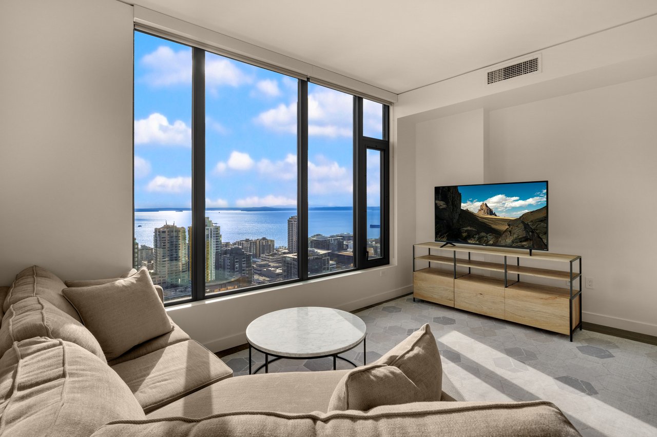 2510 6th Ave Unit 3105