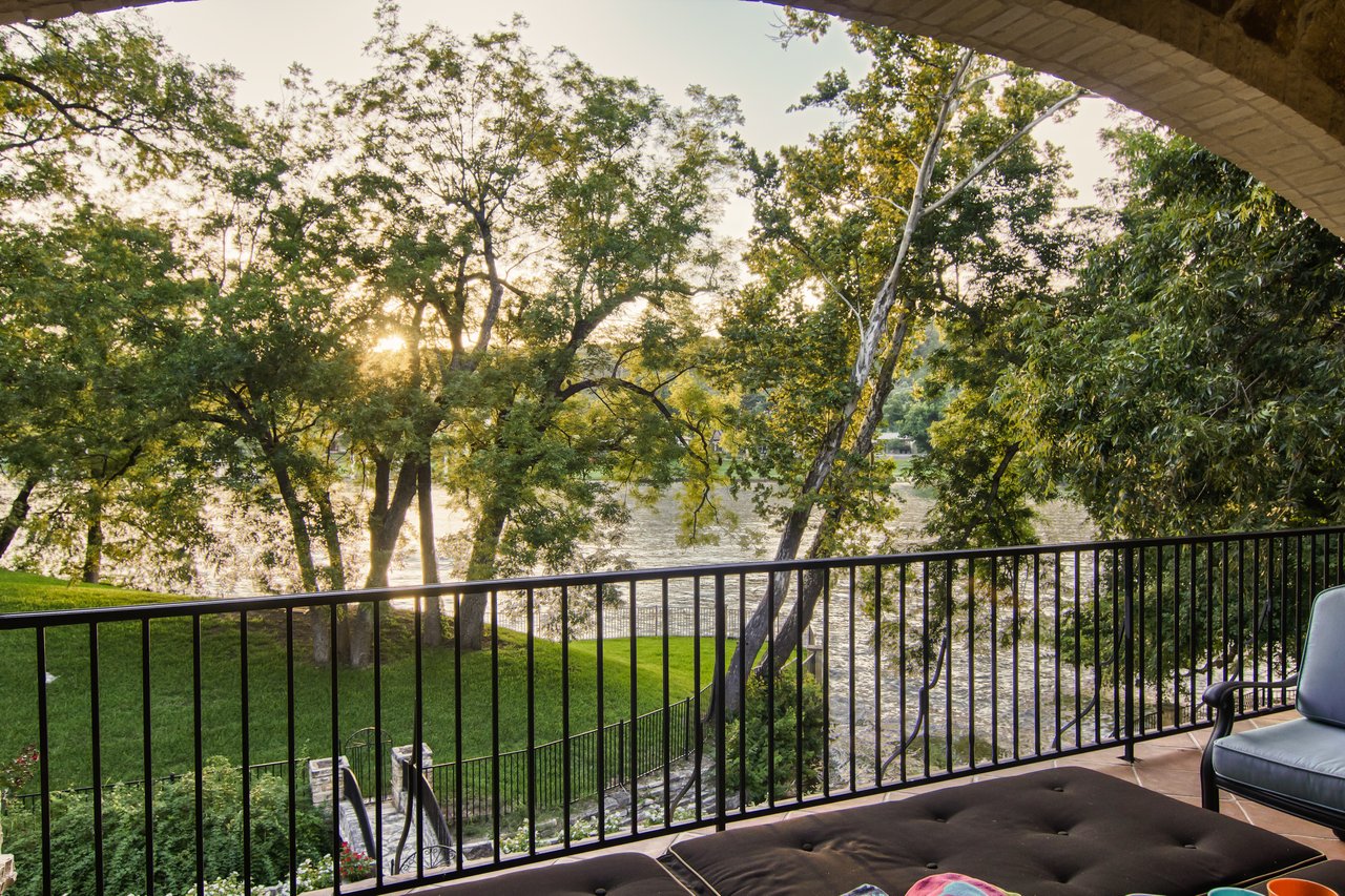 Edgewater Waterfront Estate