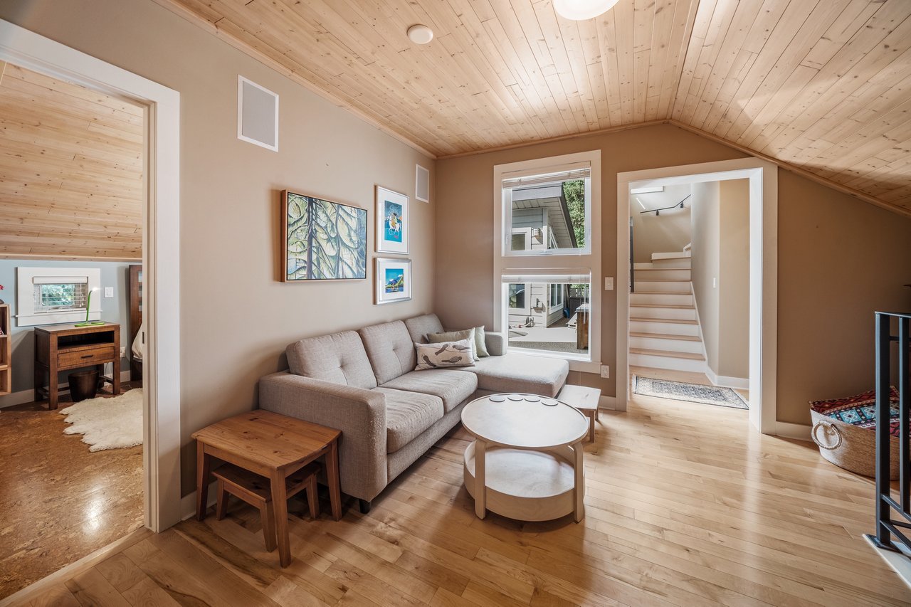 140 Rundle Crescent