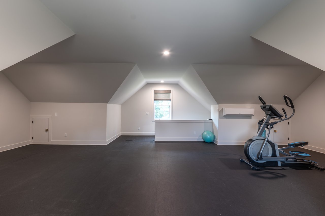1017 Avery Road