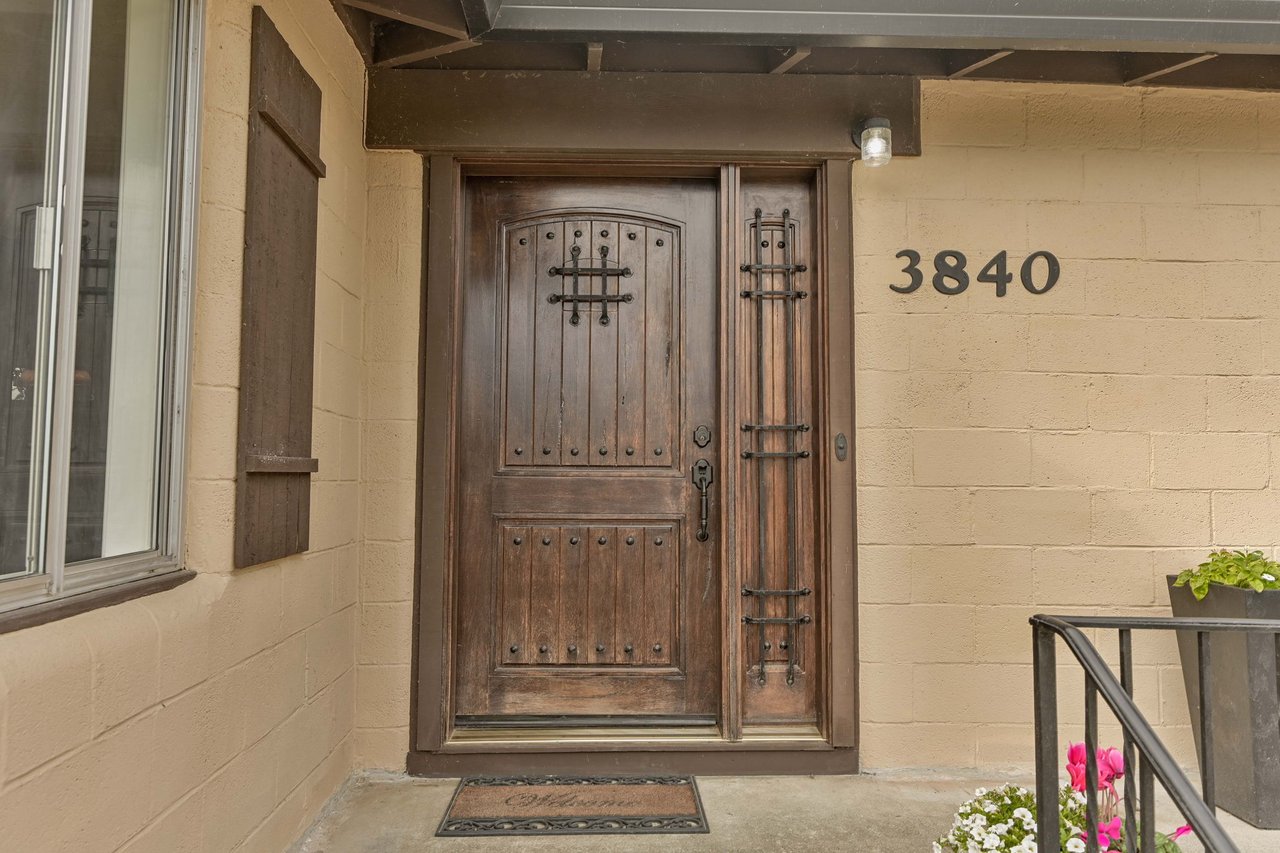 3840 Canyon Way, Martinez