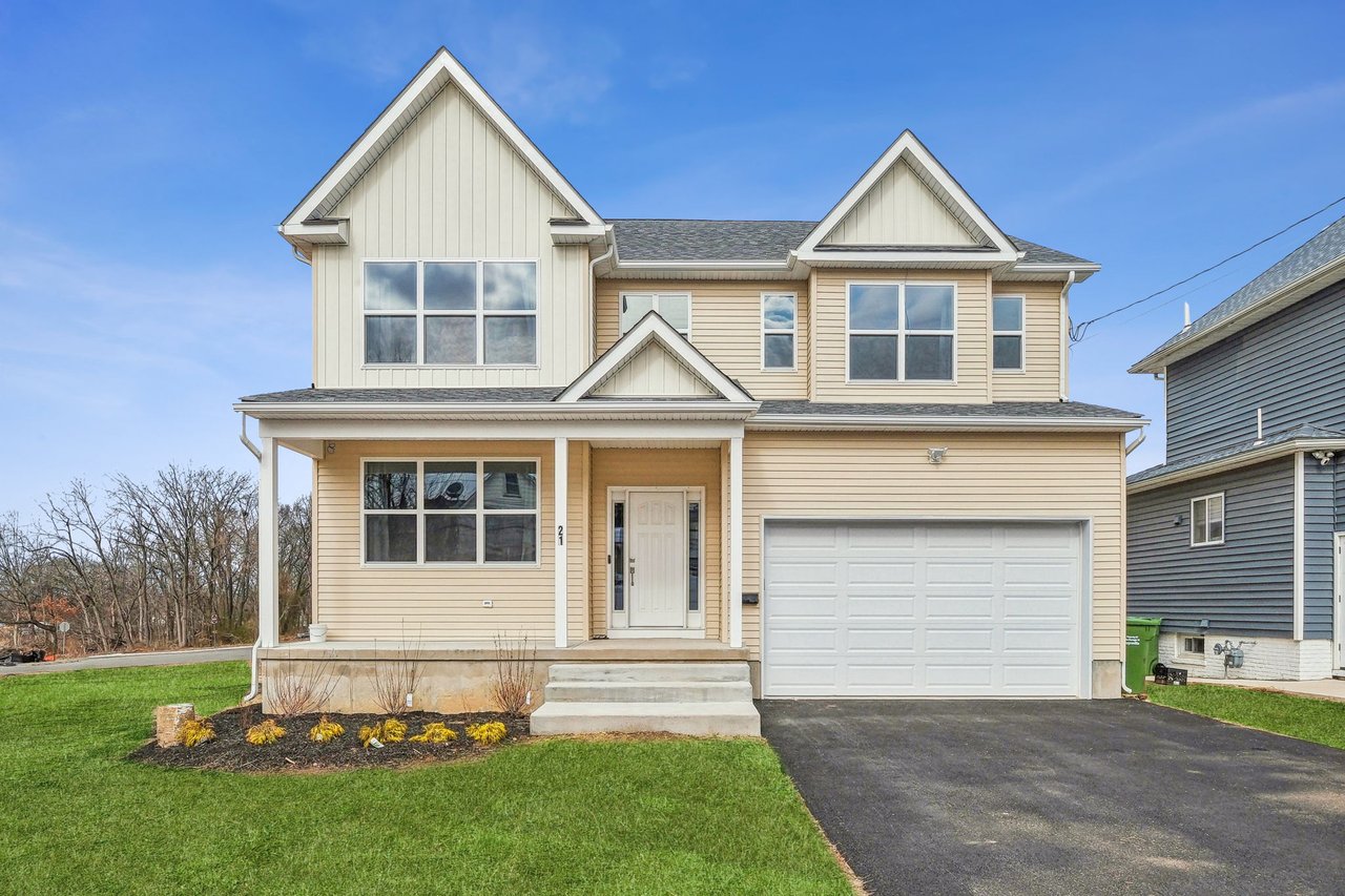 21 Kearney Ave
