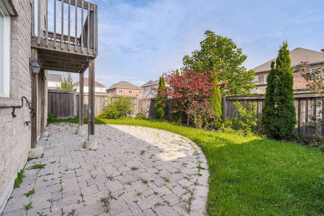 1648 Pennel Drive Unit: Upper
