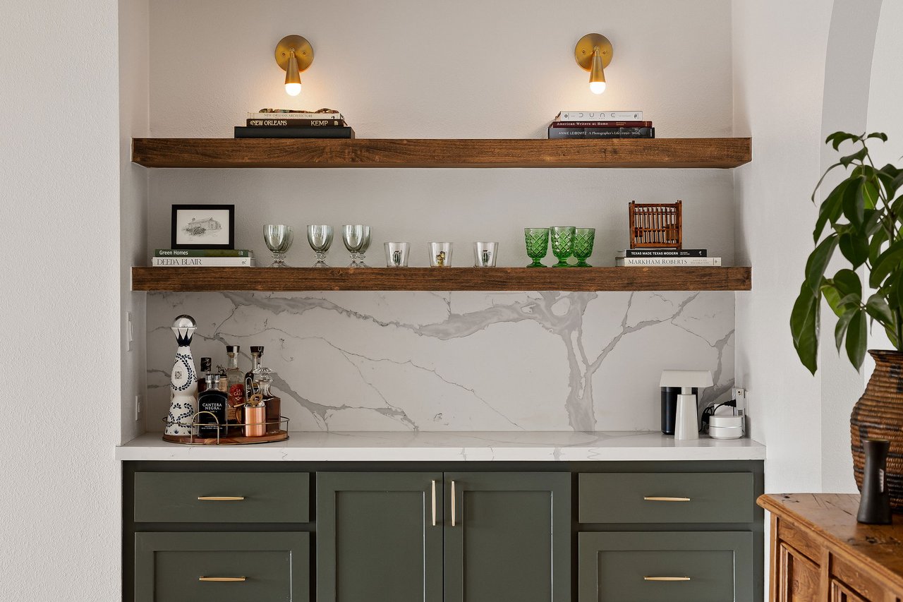 4701 Travis Country Circle