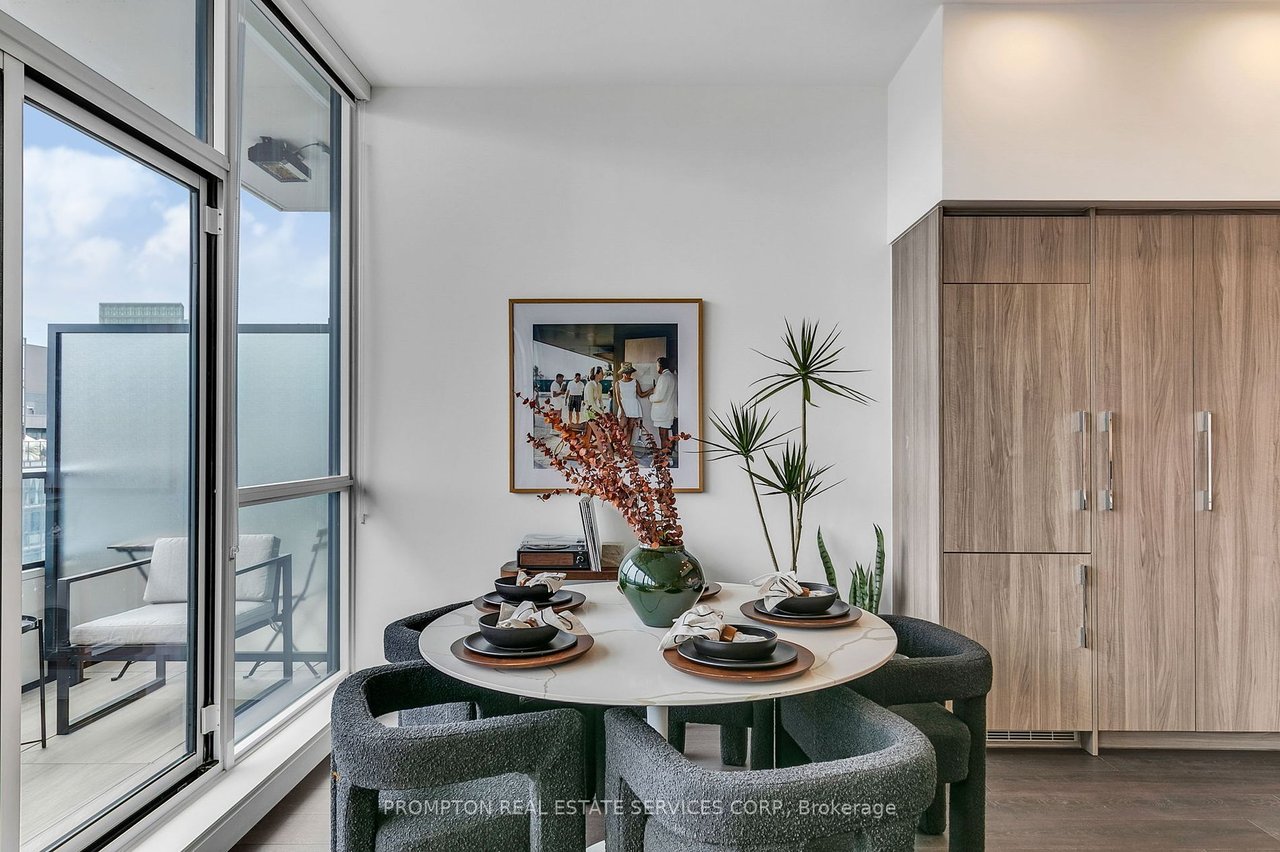 LUXURY PENTHOUSE ON WIDMER