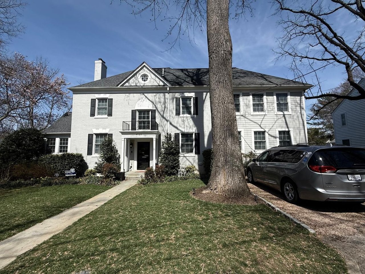 4725 Sedgwick St, NW